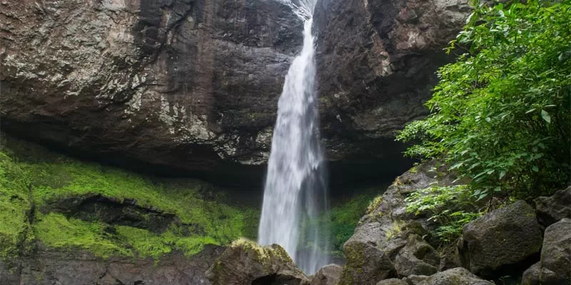 Devkund Waterfall Pune